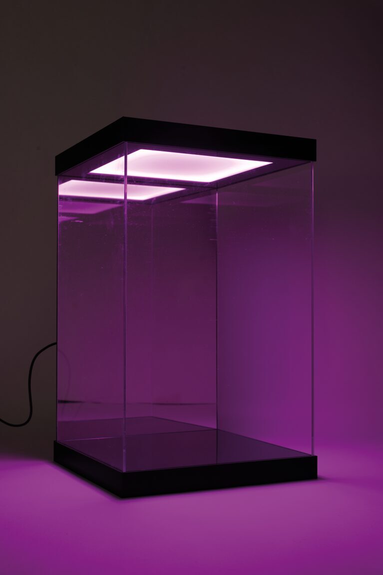 HERO STAGE Magenta